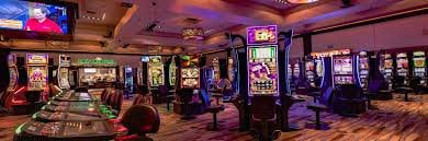 Live casino interaktif dengan dealer nyata di wakandaslot